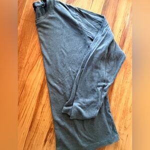 Theory Gray Long Sleeve Tee